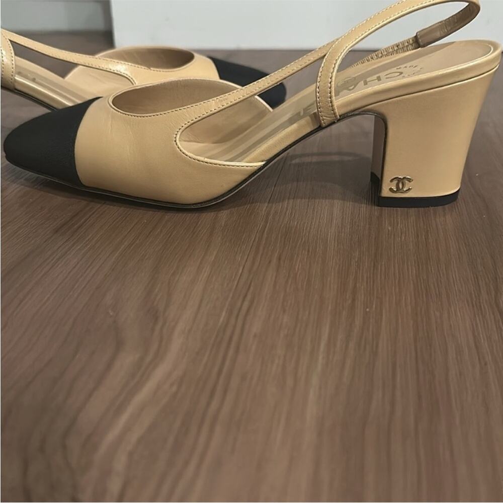 CHANEL Slingback cap toe heels shoes pumps 38.5 - Picture 6 of 14